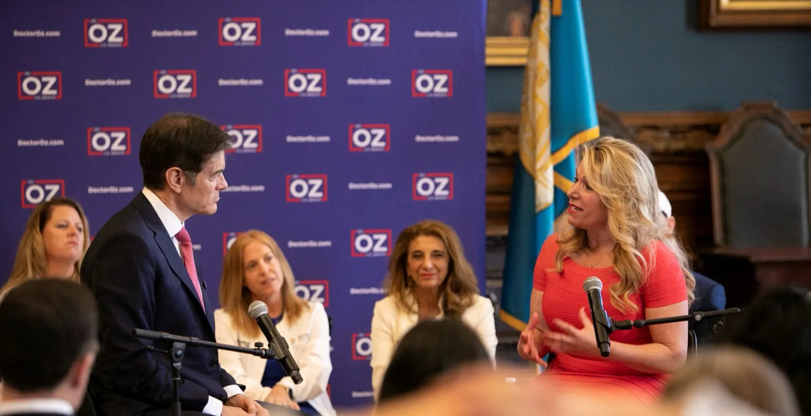 Penny Foskaris speaking at a Dr. Oz health panel